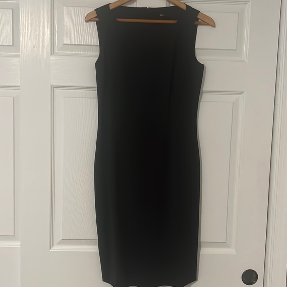 Hugo Boss classic little black dress in like new condition - Picture 1 of 4